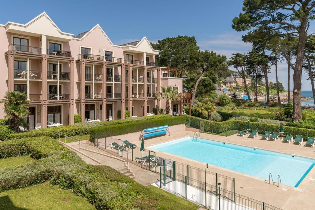Appartement Plage De Trestraou 45M2 Perros-Guirec Dış mekan fotoğraf